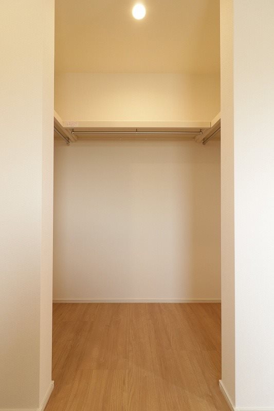 収納　同型タイプの為、現状を優先致します。