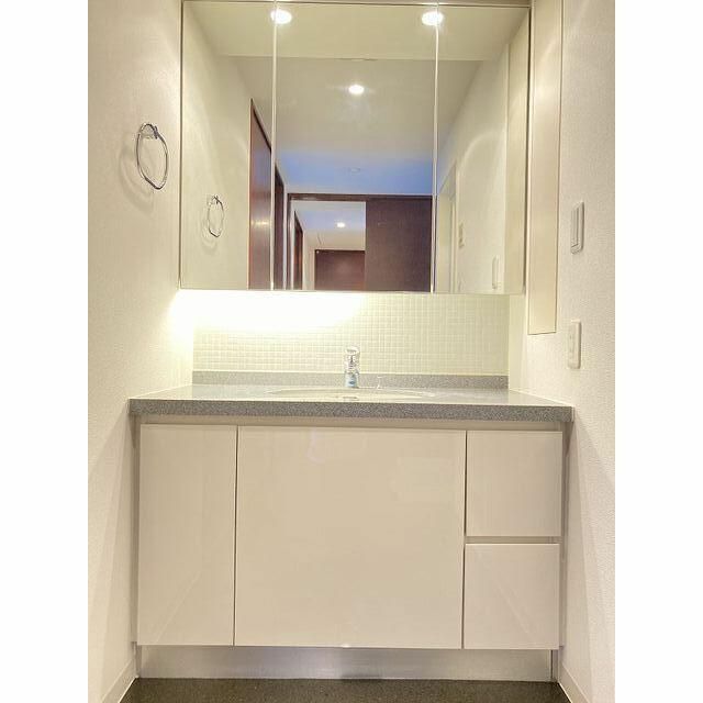 洗面設備　参考写真です