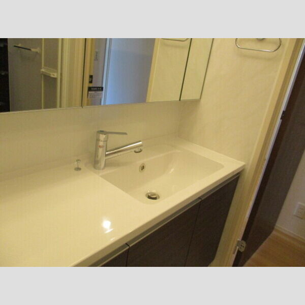 洗面設備　洗髪洗面化粧台