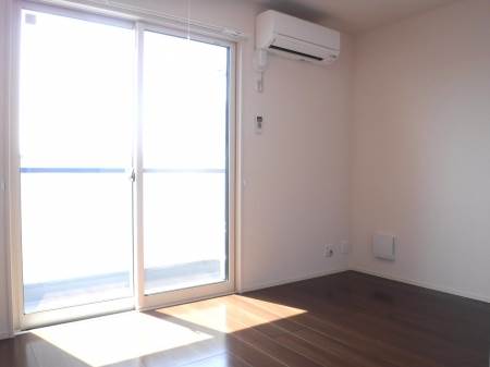 居室・リビング　サンハイツカサハラの洋室