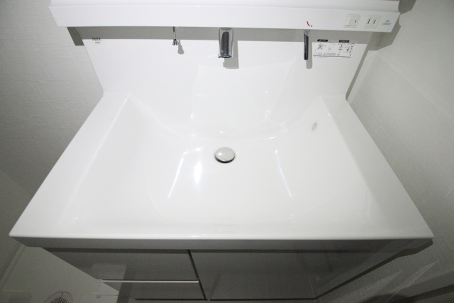 洗面設備　※別号室の参考写真です※