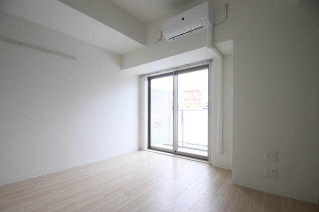 居室・リビング　※別号室の参考写真です※