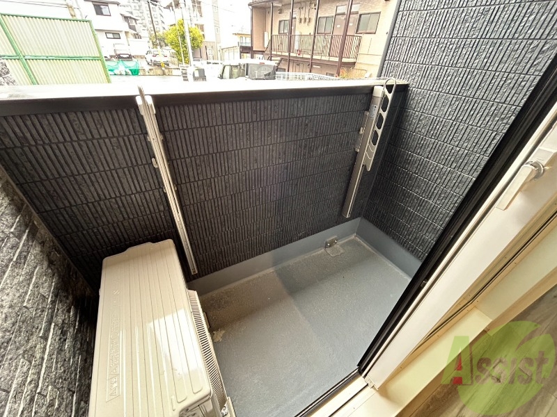 バルコニー　バルコニーには洗濯物を干すことが出来ます。