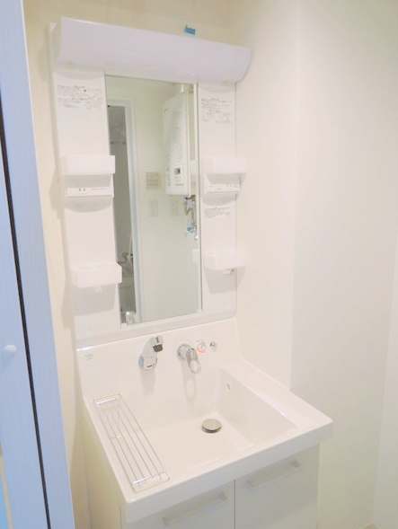 洗面設備　シャンプードレッサーです☆