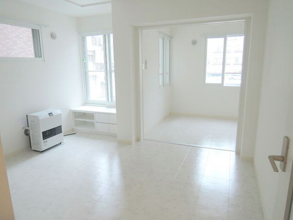 居室・リビング　リビングです☆