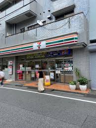 コンビニ　セブンイレブン新宿東五軒町店（コンビニ）まで175m