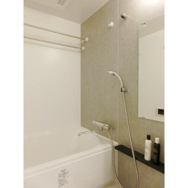 バス・シャワールーム　※写真は同タイプ住戸です。
