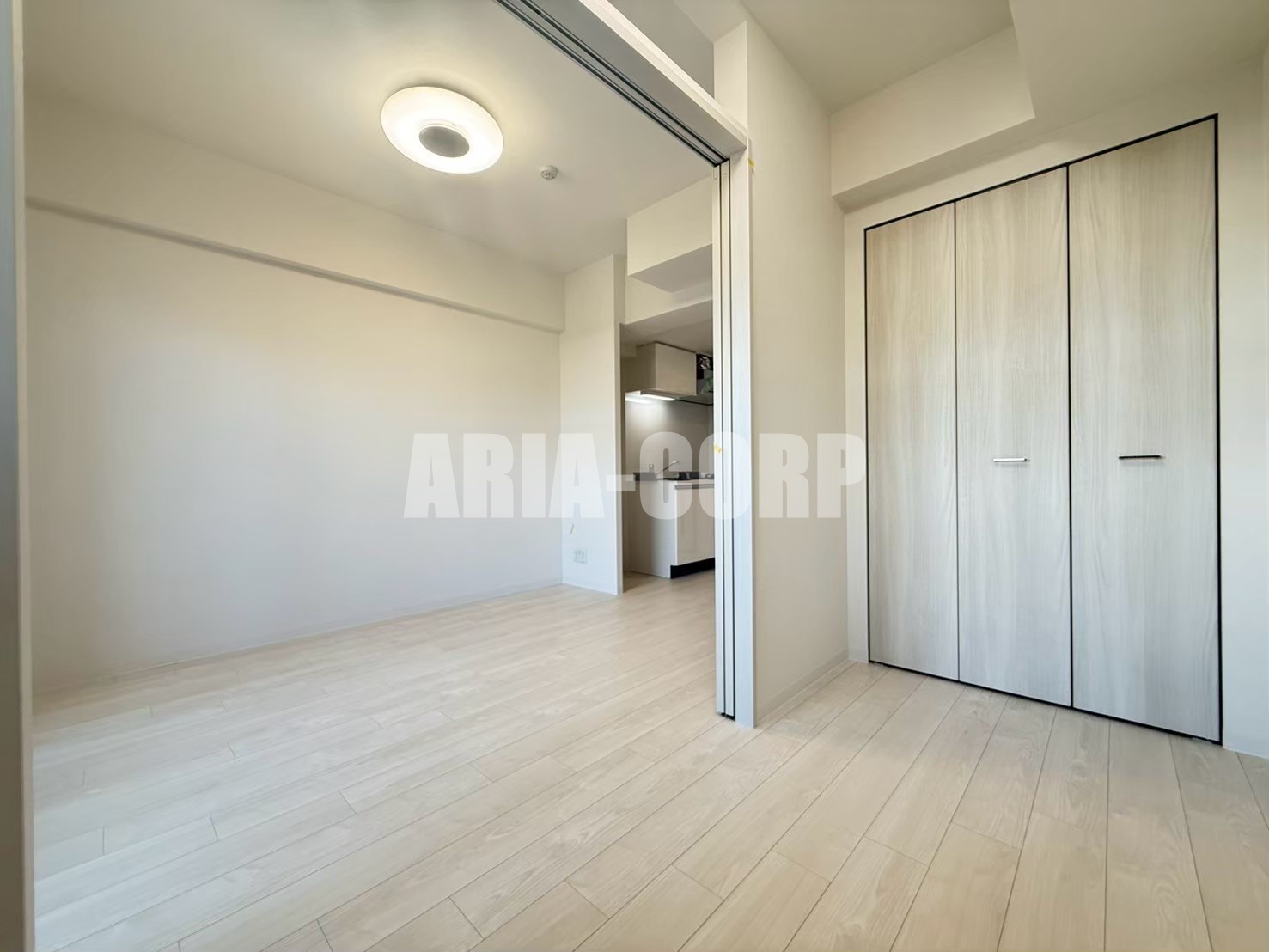 その他部屋・スペース　（同仕様）寝室としてご利用頂けるフラットスペース◎