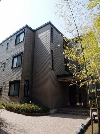 建物外観　地震と火災に強い旭化成ヘーベルメゾン