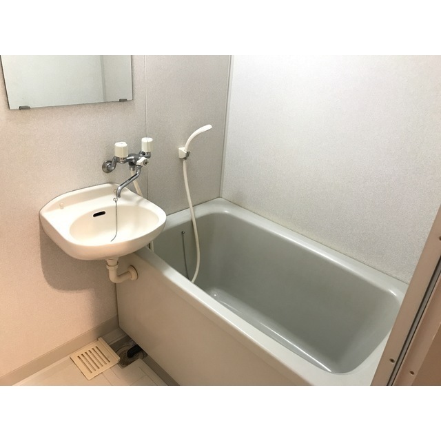 バス・シャワールーム　同タイプ別部屋画像・現況優先