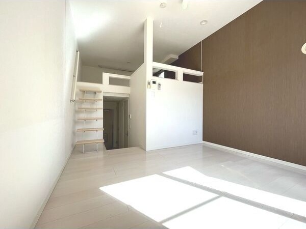 居室・リビング　ゆったりとした居間です