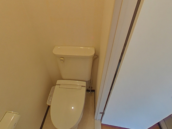 トイレ　※別号室の写真です