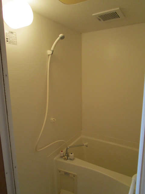 バス・シャワールーム　浴室