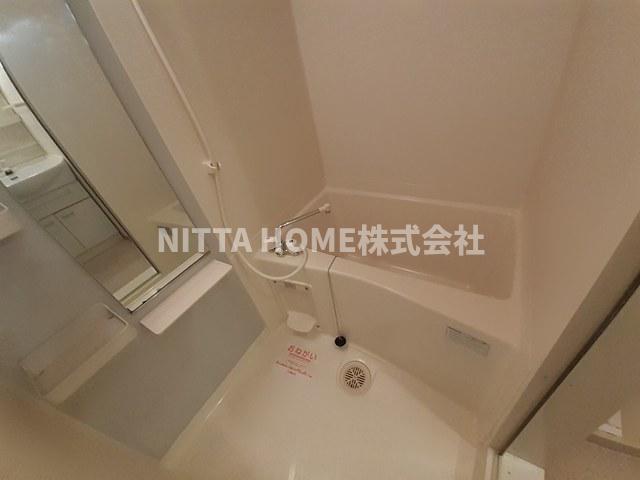 バス・シャワールーム　便利な浴室乾燥機付きです☆彡