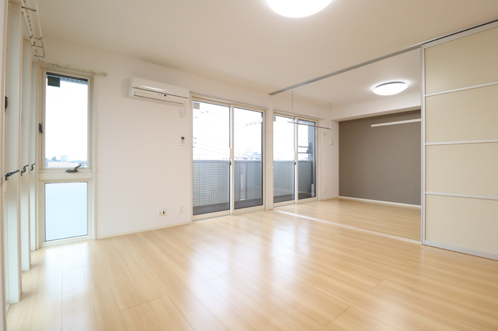 居室・リビング　ゆったり過ごせるリビングです