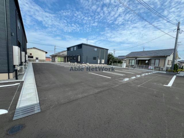 駐車場　駐車場