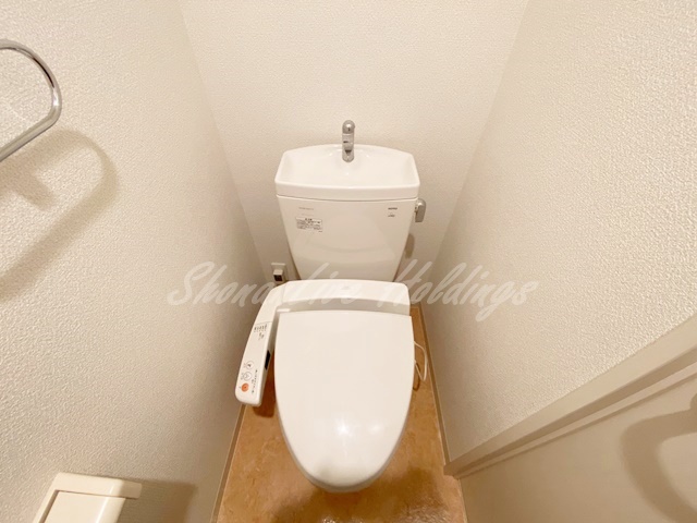 トイレ　清潔感のあるトイレです