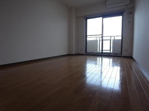 居室・リビング　室内（イメージ）