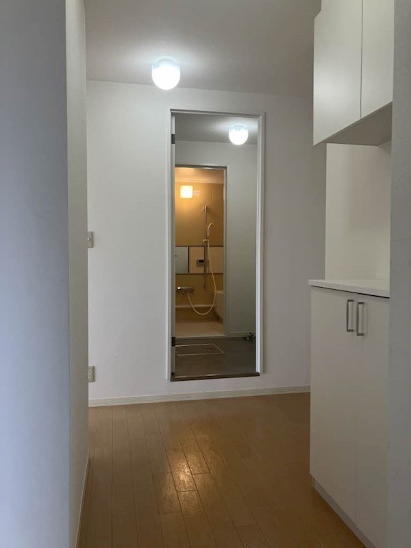 玄関　シューズボックス付き玄関