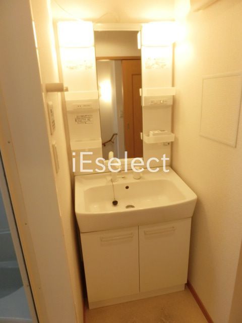 洗面設備　毎日使う洗面台も大切なポイントですよね♪