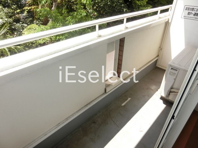 バルコニー　洗濯物たくさんほせますよ！