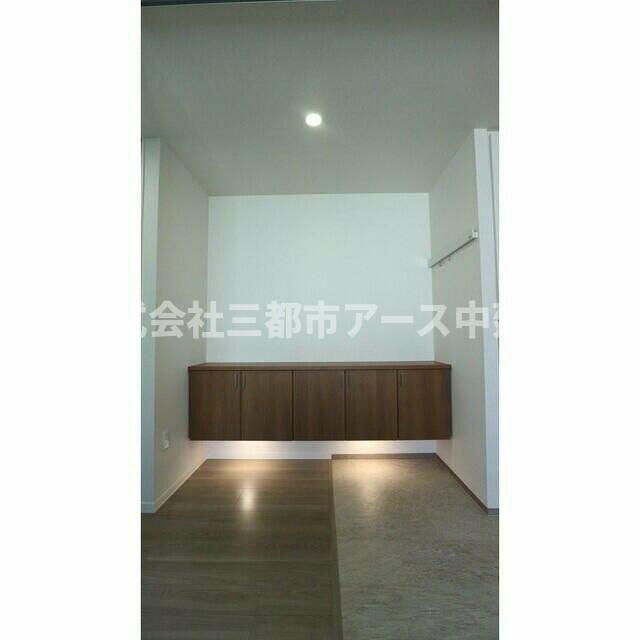 玄関　Ａｒｖｅｎｓｅ南雪谷　は三都市アース中延店へお任せください！