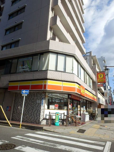 コンビニ　デイリーヤマザキ 名古屋池下店（コンビニ）まで606m