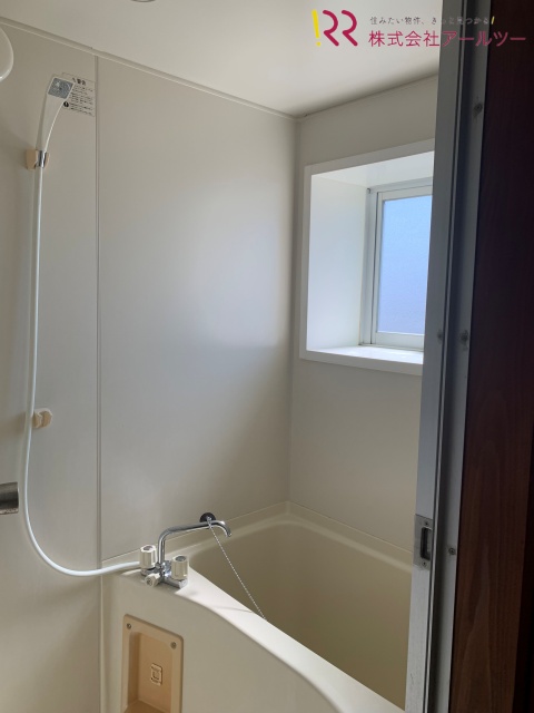 バス・シャワールーム　バスルーム