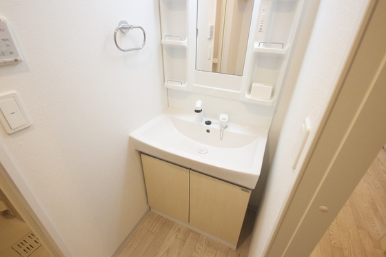 洗面設備　※別部屋の写真です