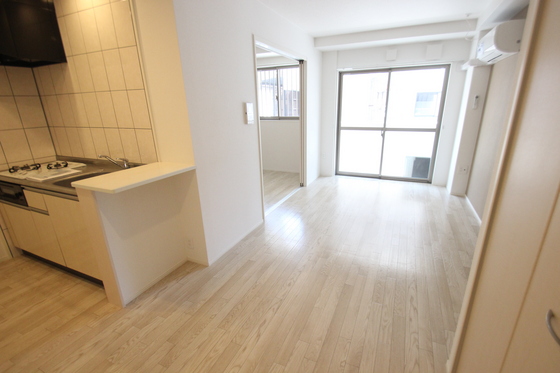 居室・リビング　※別部屋の写真です