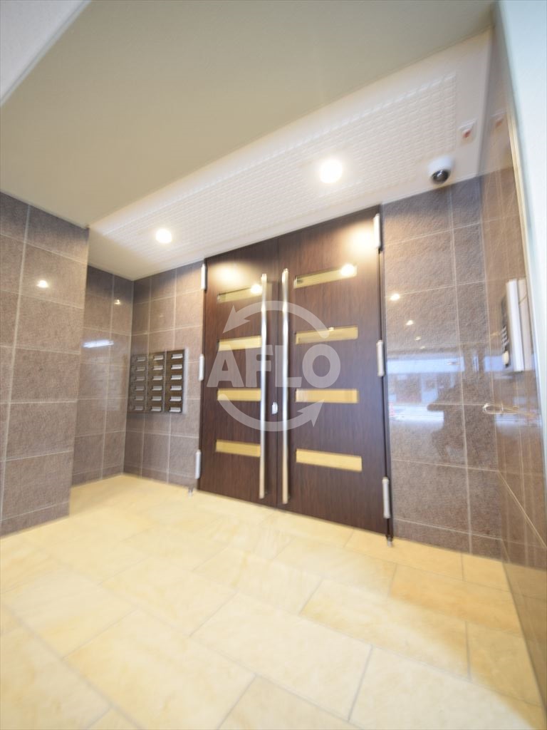 エントランス　グーラテースU.H.Y　エントランス