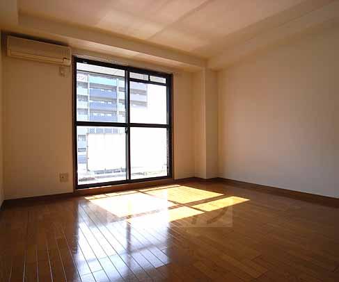 居室・リビング　広い部屋を実感してください。