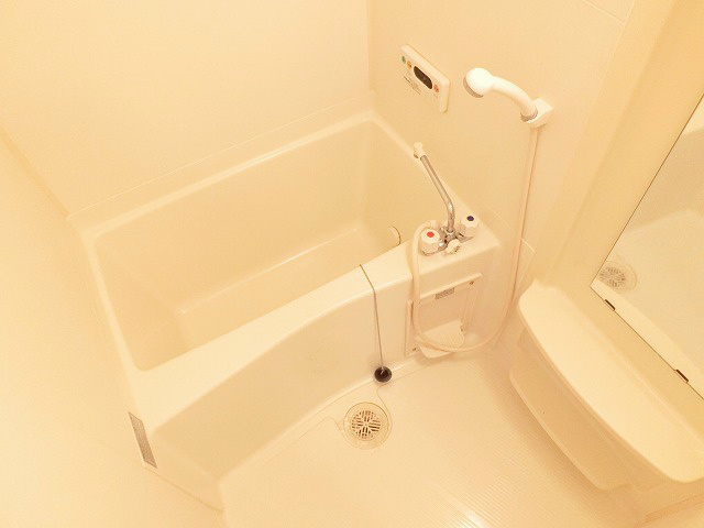 バス・シャワールーム　同型物件室内写真