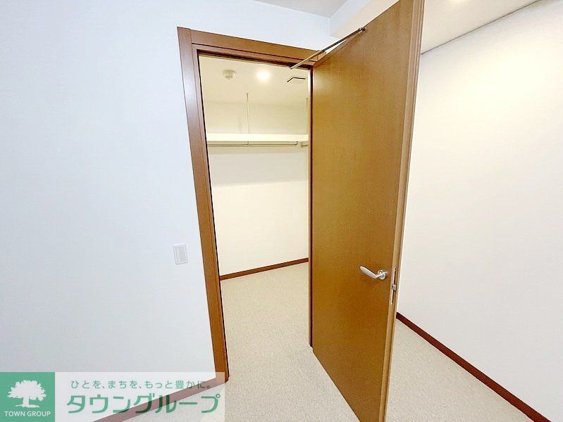 収納　お問合せは(株)タウンハウジングレジデンス事業部　赤坂店・…