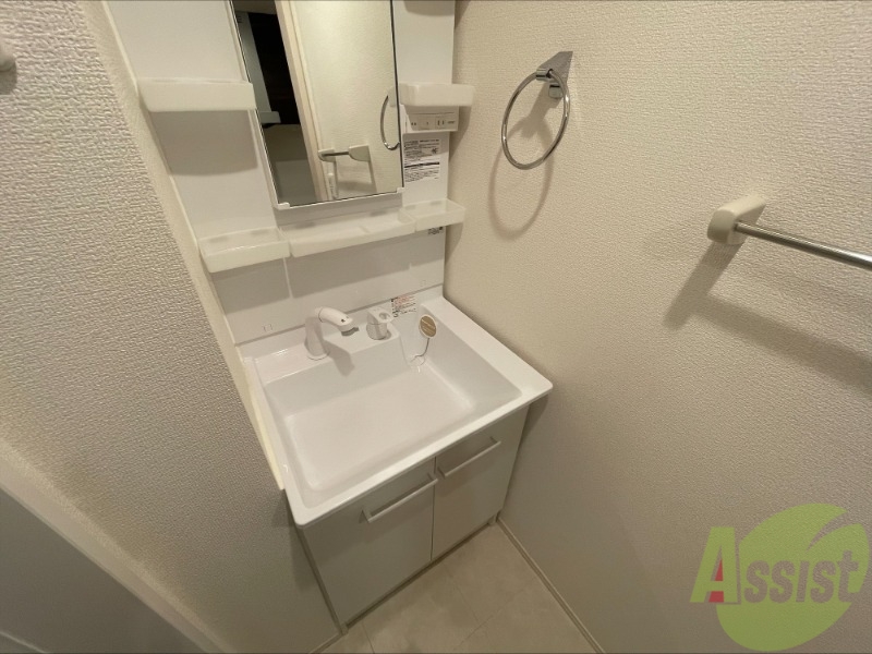 洗面設備　洗面はこちらでお願いします。歯磨きもバッチリです。