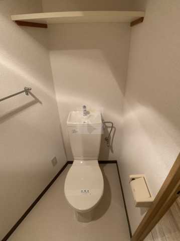 トイレ　スカイコート新大塚