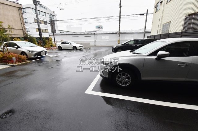 駐車場　敷地内駐車場