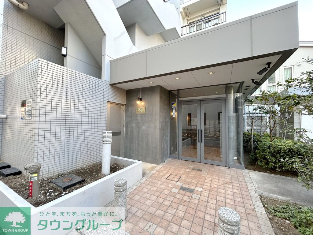 エントランス　エントランス