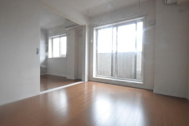 居室・リビング　居室