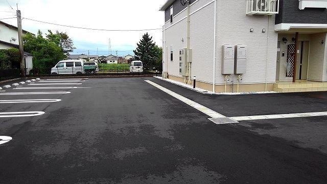 エントランス　清潔なエントランスです