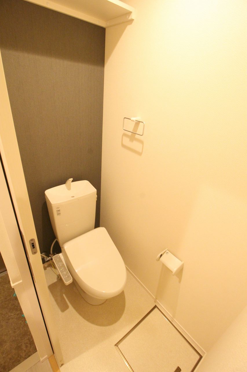 トイレ　別棟の部屋の写真です