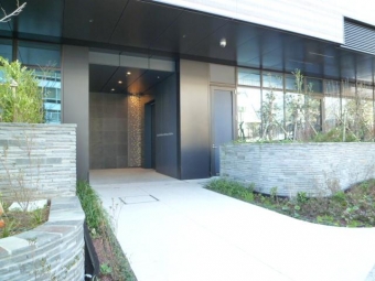 エントランス　エントランス