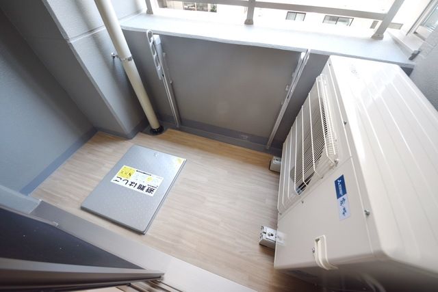 バルコニー　※別部屋の参考写真です。