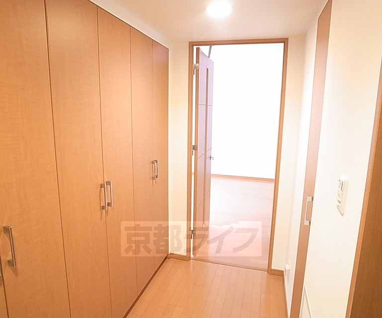 その他部屋・スペース　収納付きの玄関！