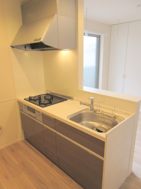 キッチン　★ガス３口グリル付システムキッチン★