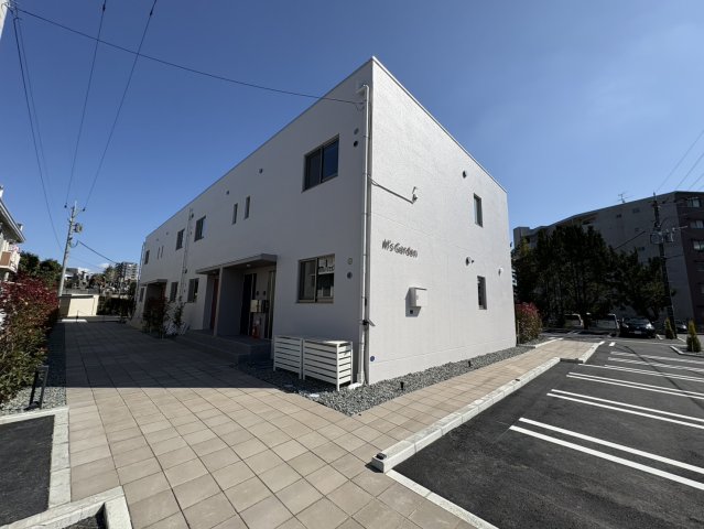 建物外観　参考写真になりますのでご承知おき下さい。