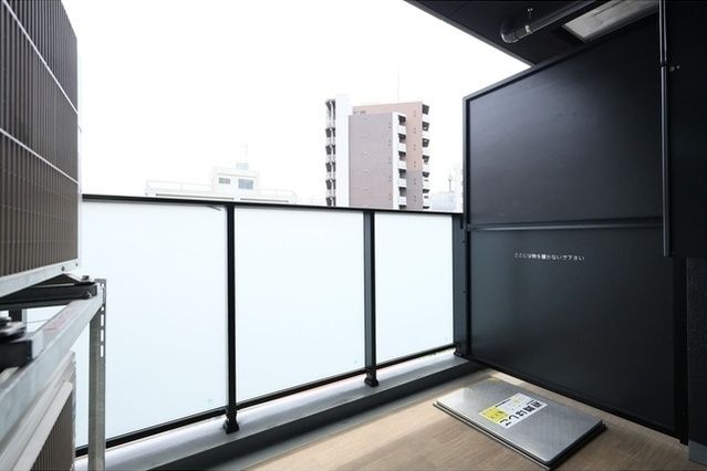 バルコニー　グランカーサ王子III 北区王子３