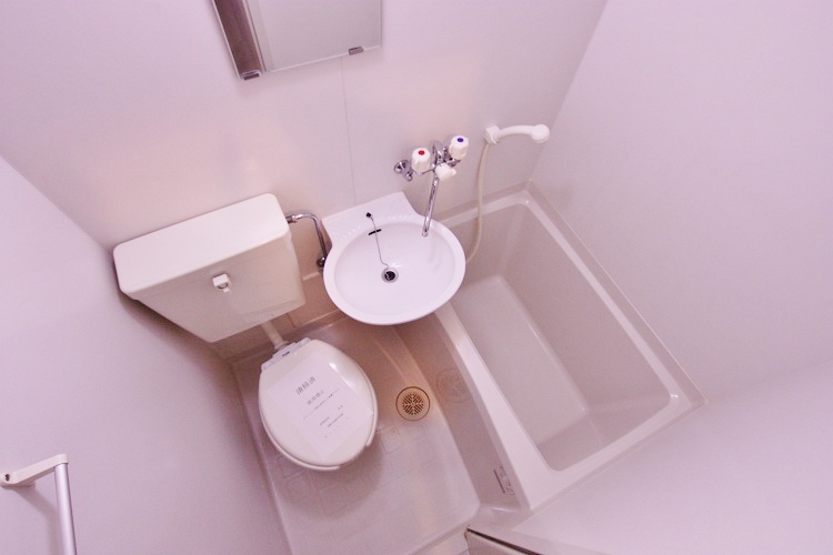 洗面設備　同タイプ参考写真です。