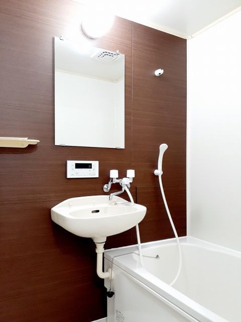 バス・シャワールーム