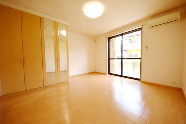 その他部屋・スペース　エアコン付きです♪